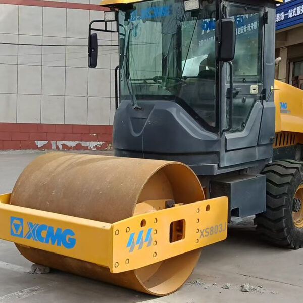 Compactor XGMG - 8 tone - Model XS803J, second-hand