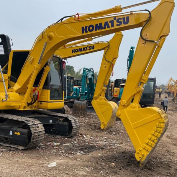 Excavator KOMATSU PC110 - 11 tone - second-hand