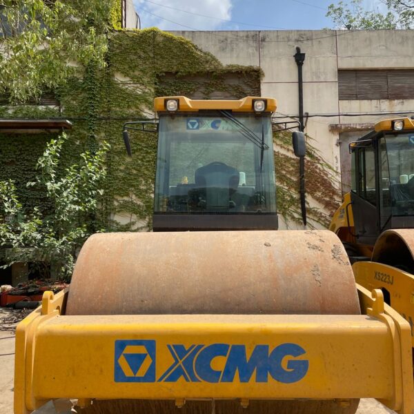 Compactor XCMG XS223J-1 – 23 Tone, Second-Hand 2022 - imagine 3
