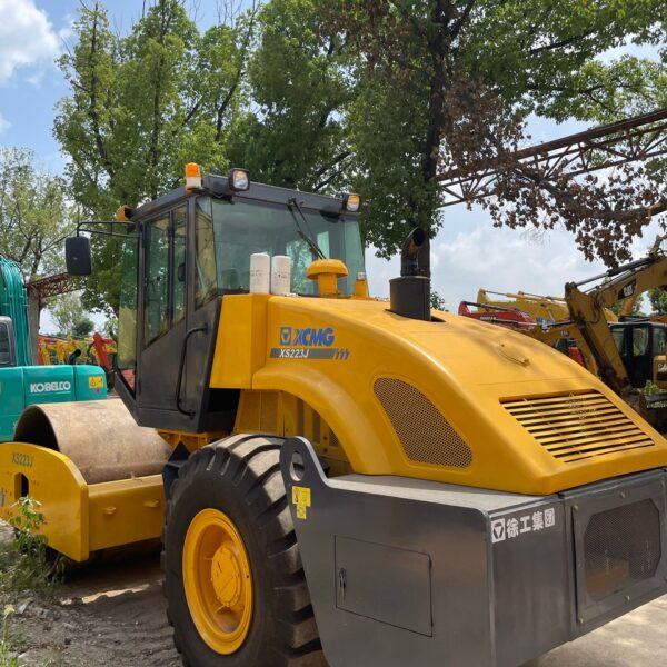 Compactor 23 tone XCMG XS223J-3 – Second Hand 2022 - imagine 6