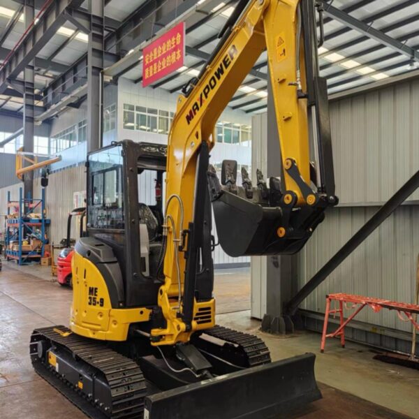 EXCAVATOR E35 - 3,8 tone, nou - imagine 4