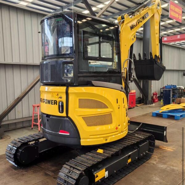 EXCAVATOR E35 - 3,8 tone, nou - imagine 2
