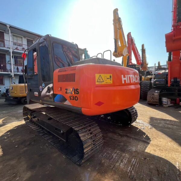 EXCAVATOR Hitachi Zaxis 130 - 13,6 tone - second-hand - imagine 7