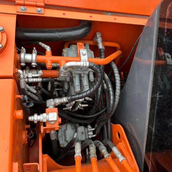 Excavator HITACHI ZX70 - 7,3 tone, second-hand - imagine 3