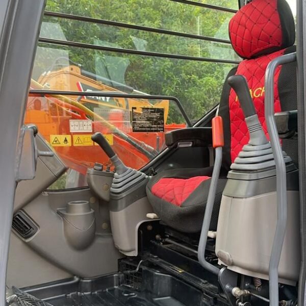 Excavator HITACHI ZX70 - 7,3 tone, second-hand - imagine 2