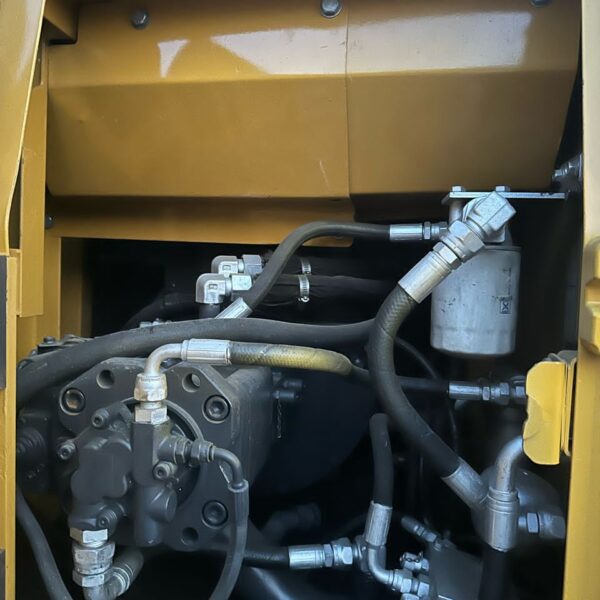 Excavator VOLVO 140 - 14 tone - second-hand - imagine 3