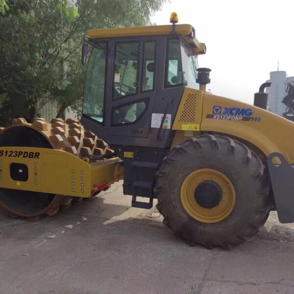Compactor XCMG XS123, second-hand - imagine 2