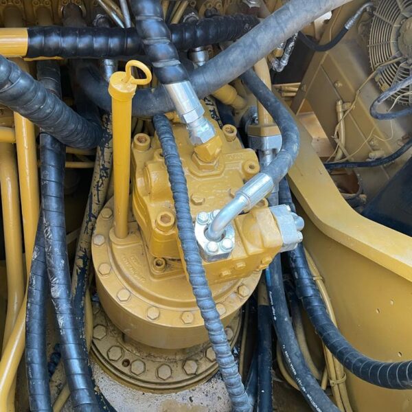 Excavator Caterpillar 330D 2L - 29 tone - second-hand - imagine 6