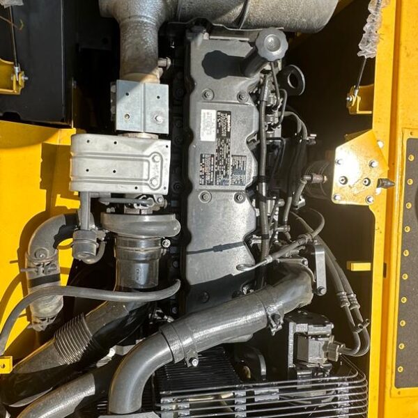 Excavator KOMATSU PC220 - 23.1 tone - second-hand - imagine 10