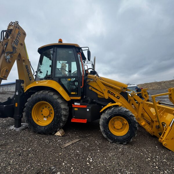 Buldoexcavator SDLG 877 Garantie 3 ani