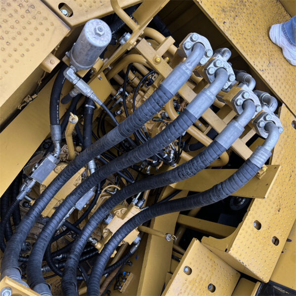 Excavator CATERPILLAR 374 - 74,5 tone - imagine 10