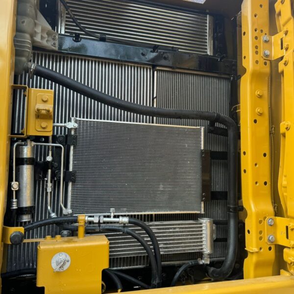 Excavator CATERPILLAR 320 GC - 21,9 tone - imagine 7
