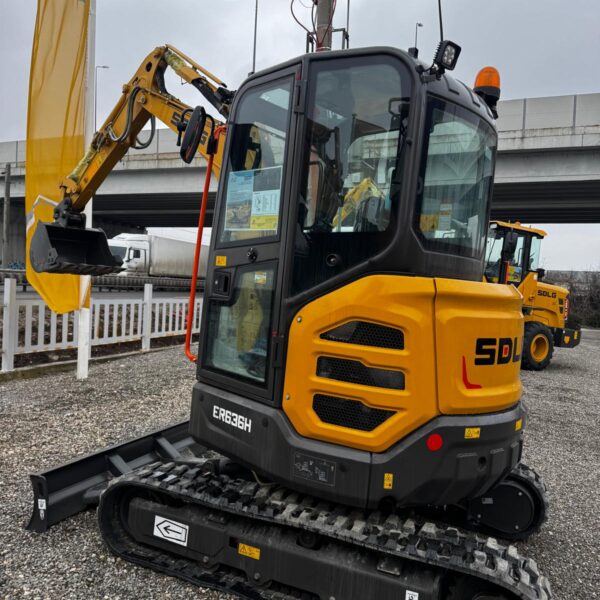 Excavator SDLG ER636H 3,74 tone Garantie 5 ani - imagine 4
