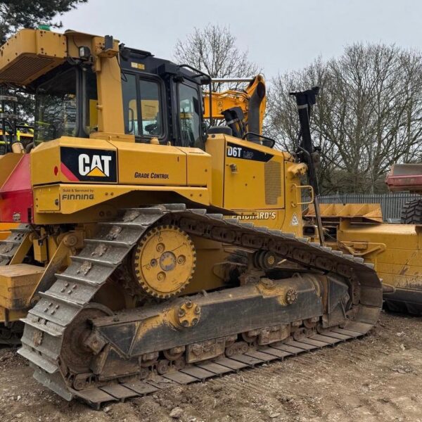Buldozer CATERPILLAR D6T LGP - 22 tone