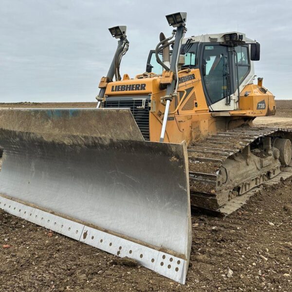 Buldozer LIEBHERR 736-2  25,5 tone