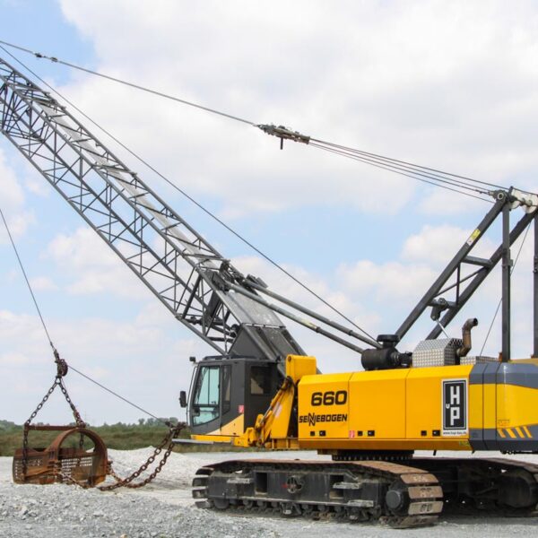 Draglina Sennebogen 660 HD